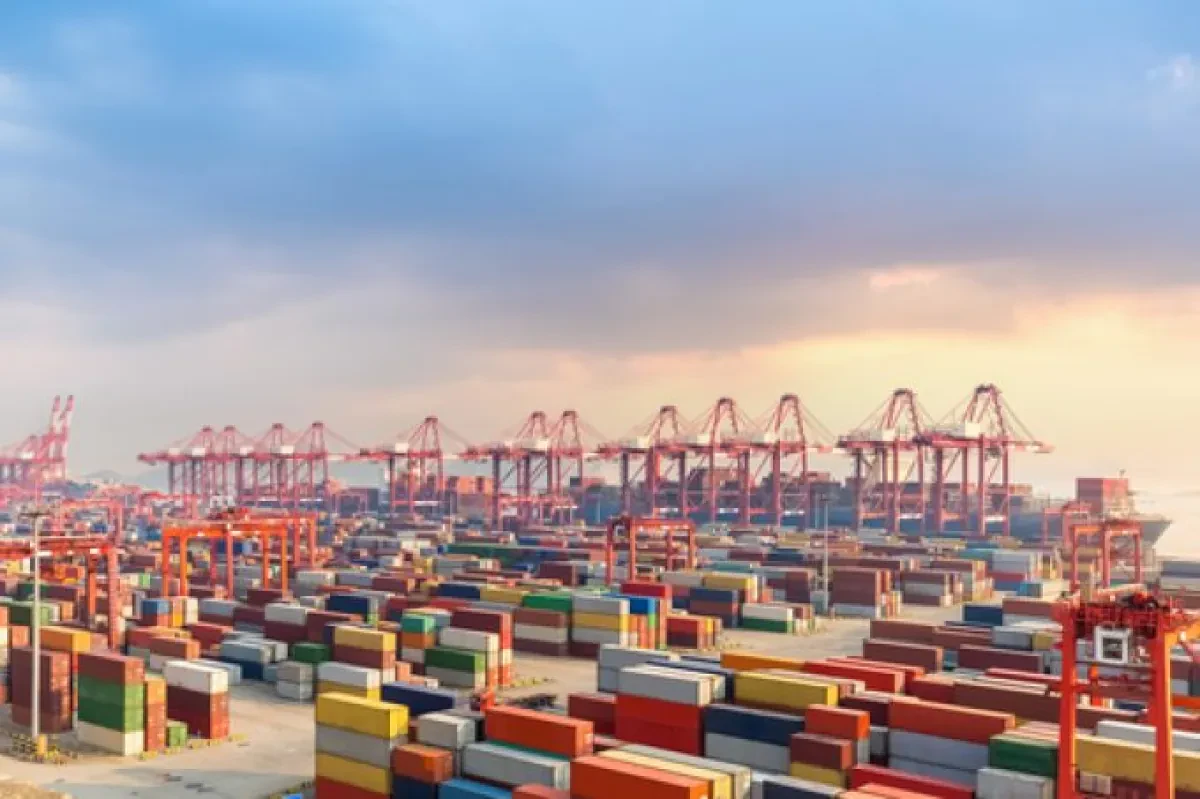 Covid drives Shanghai shutdown: forwarders suggest alternative ports