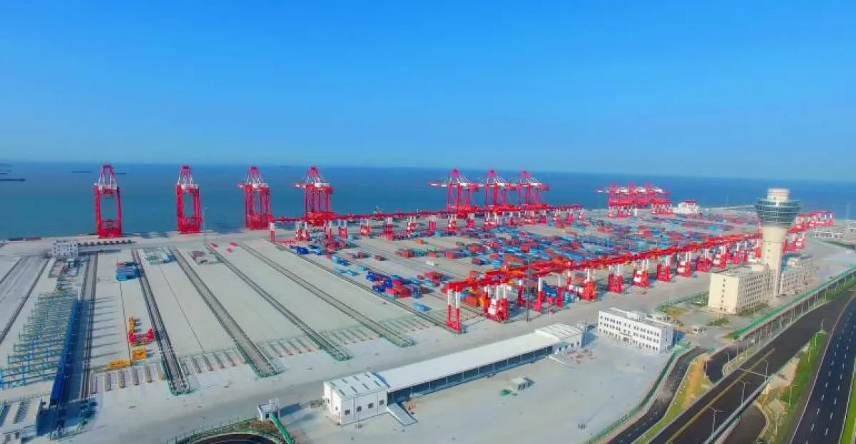Major Chinese ports container volume back to growth in late April