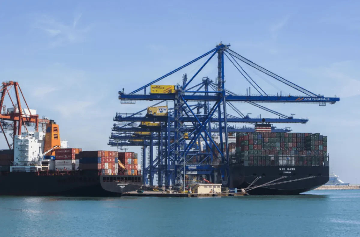 ValenciaPort-768x506