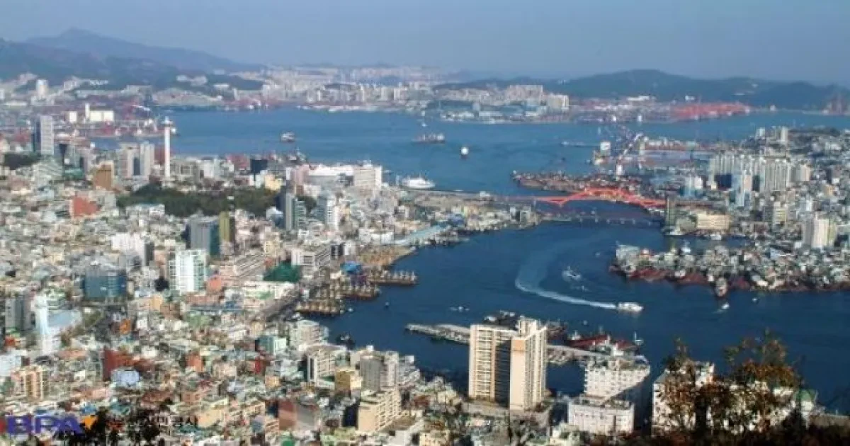 Korean truckers’ strike hits critical stage as talks break down