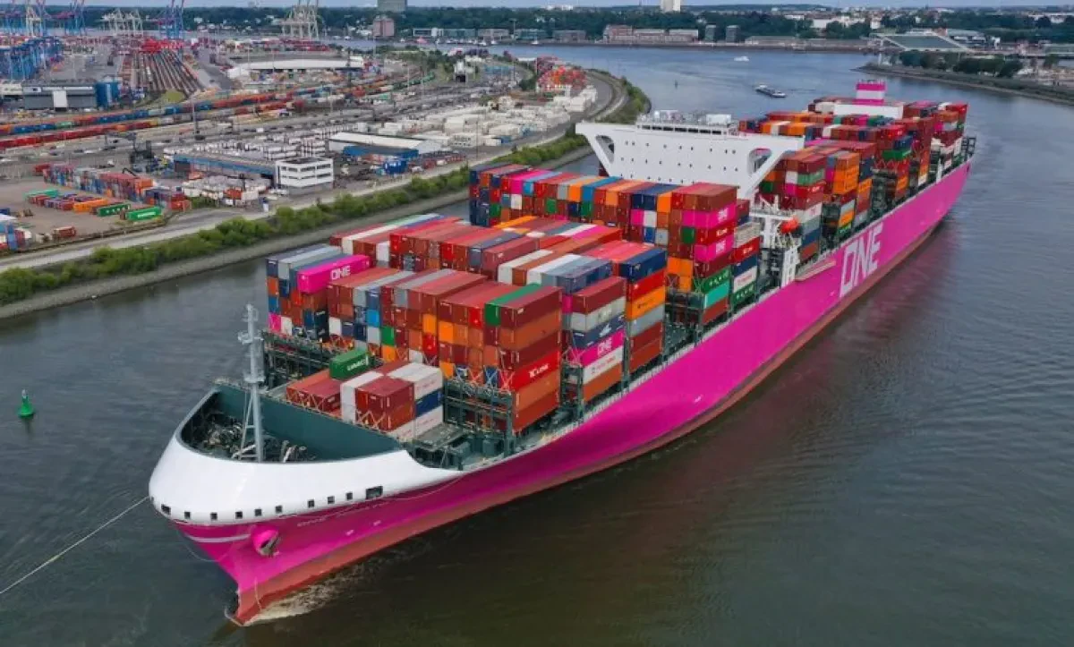 ONE-ship-Port-of-Hamburg-780x470