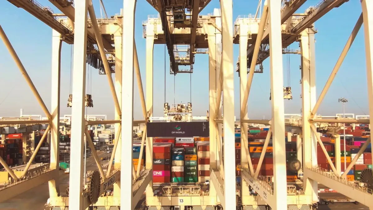 dpworldcontainer-2