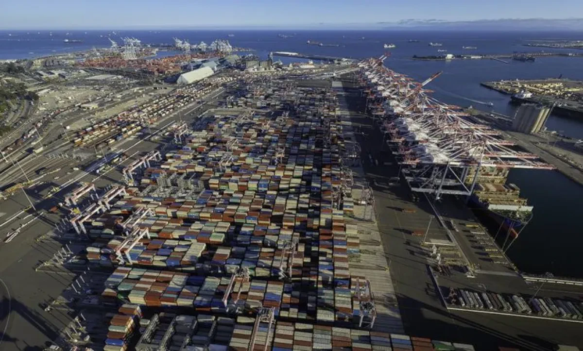 Long-Beach-Container-Terminal-at-Middle-Harbor-780x470