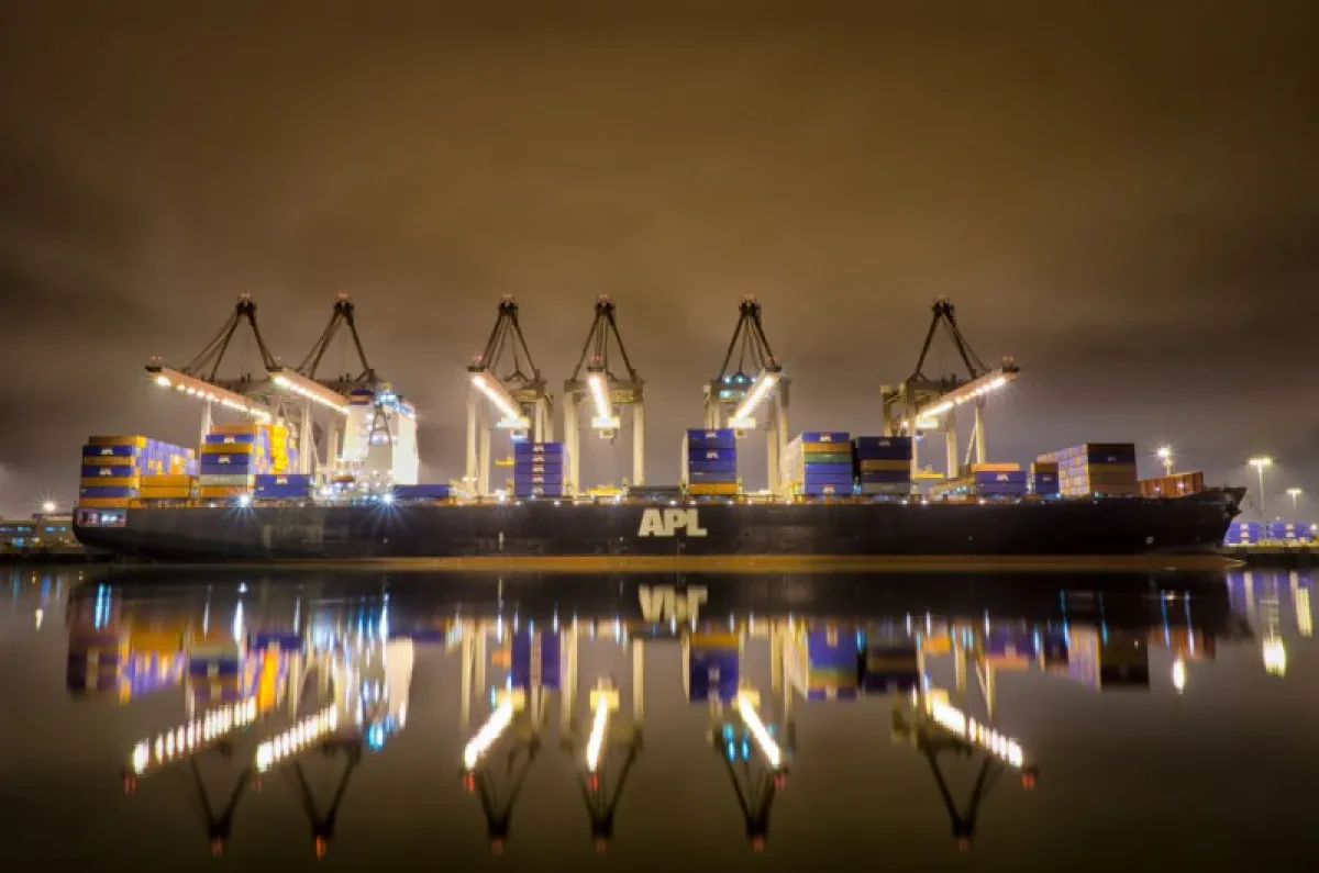 apl-ship-port-or-long-beach