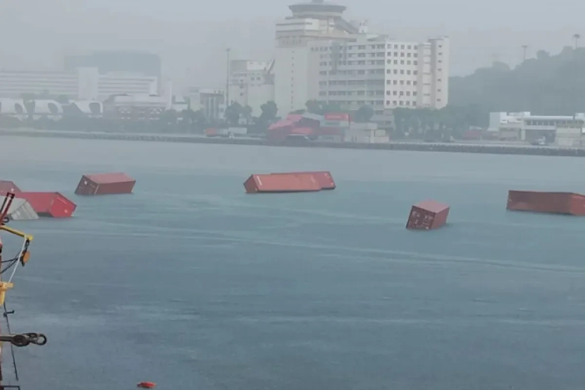 yukeppelcontainers1_9