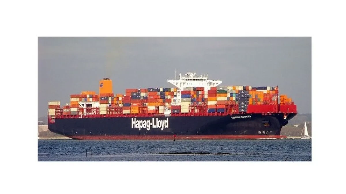 hamburg-express-hapag-lloyd-with-white-border.22a78d