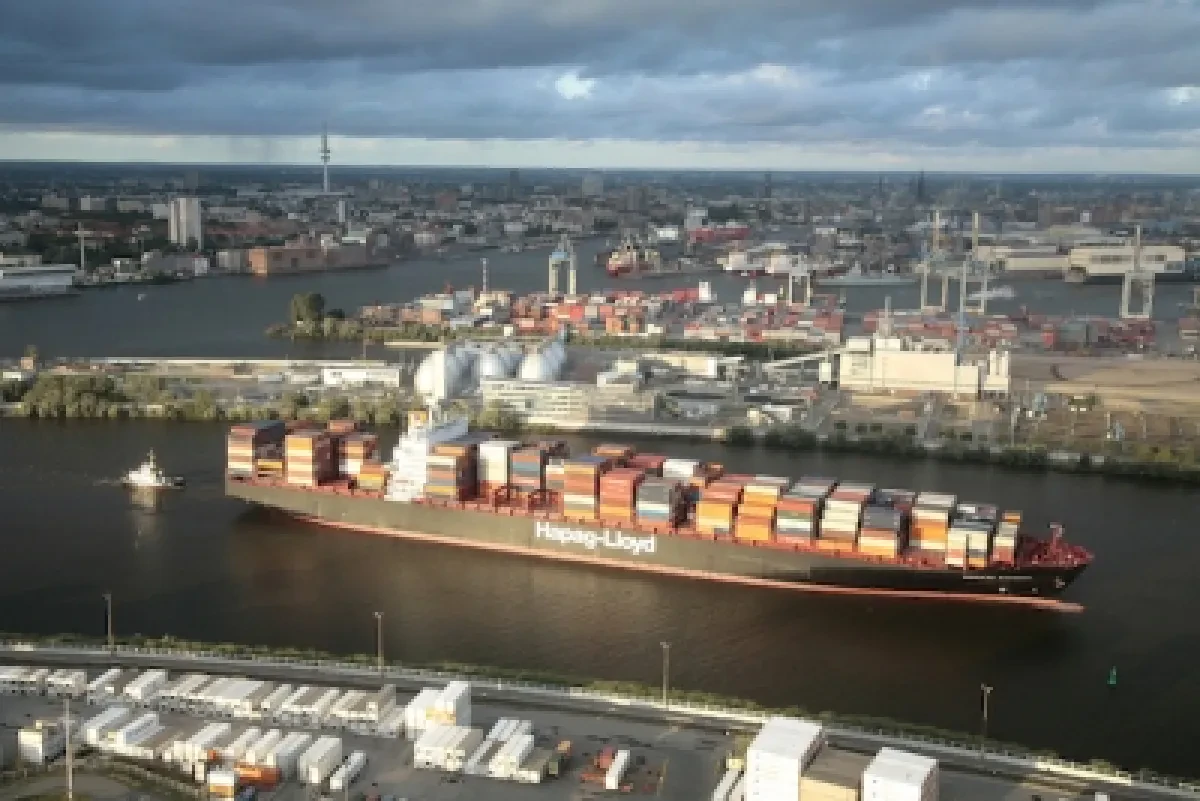 Yantian-Express