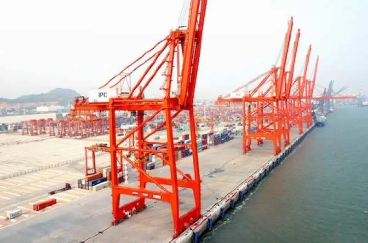 Xiamen port upgrades facility at Haicang