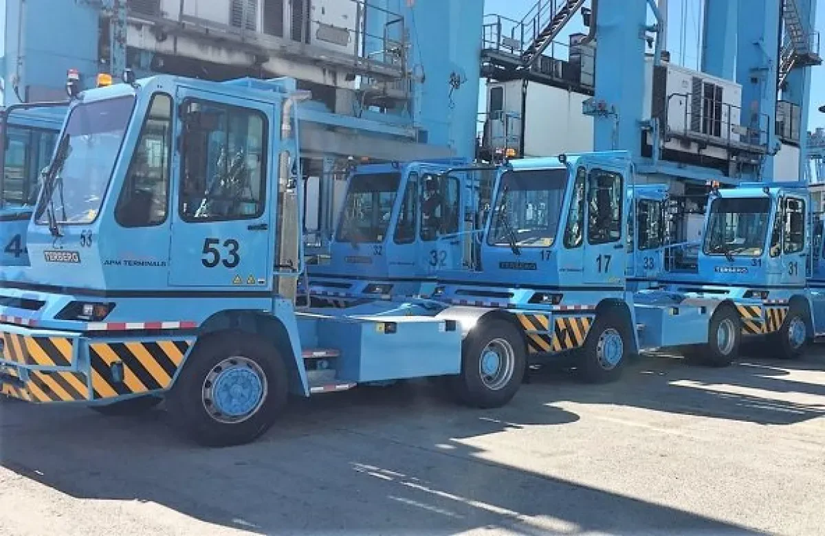Algeciras_APMT_Trucks_592_385_84_c1