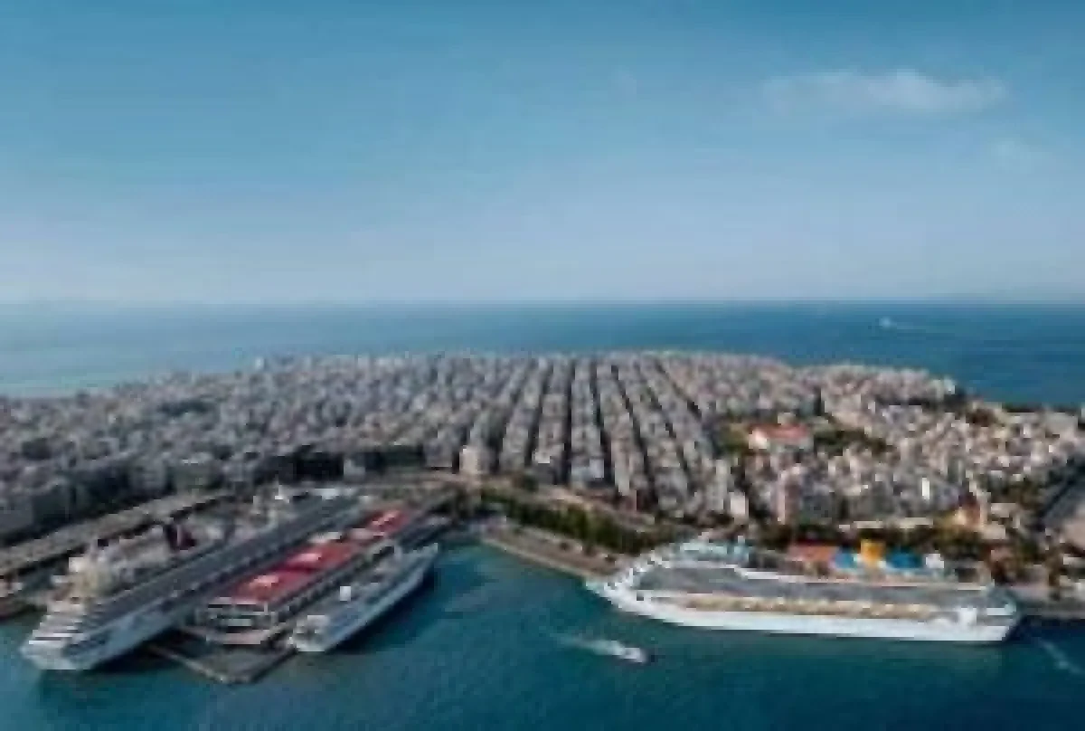 Piraeus1-1-e1549895718638-300x202