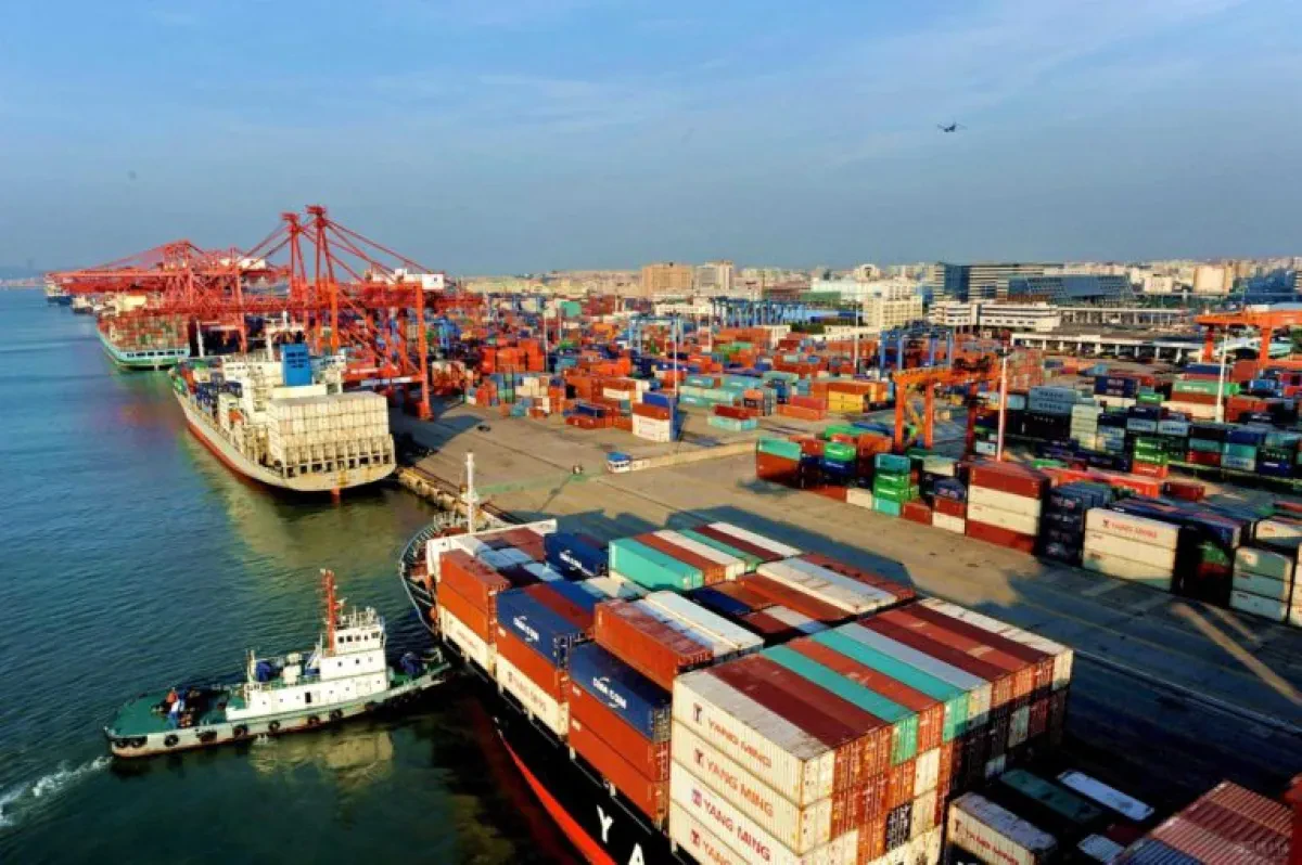 Cosco Shipping Port sells port assets to SIPG