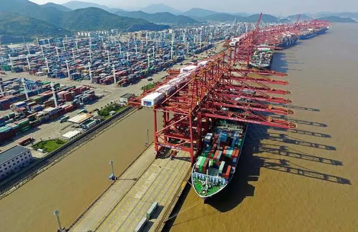 China’s Ningbo-Zhoushan port sees record container throughput