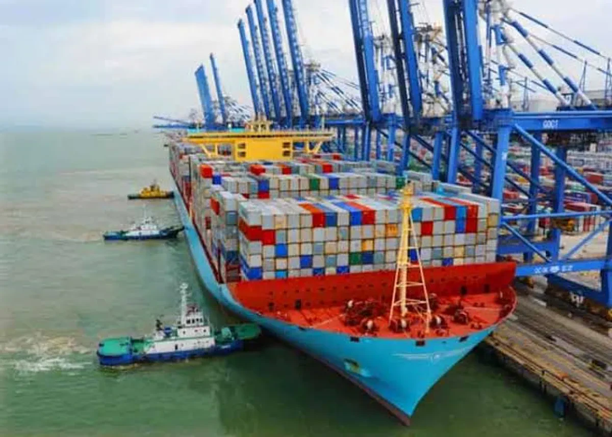 Guangzhou port records 10% rise in foreign trade