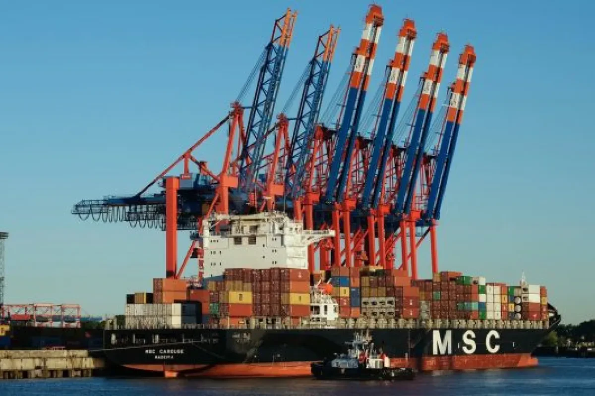 shipping-3552869_960_720-530x353