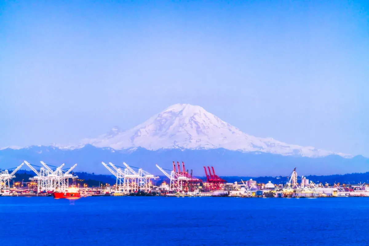 COVID-19 case at Seattle terminal puts West Coast on guard