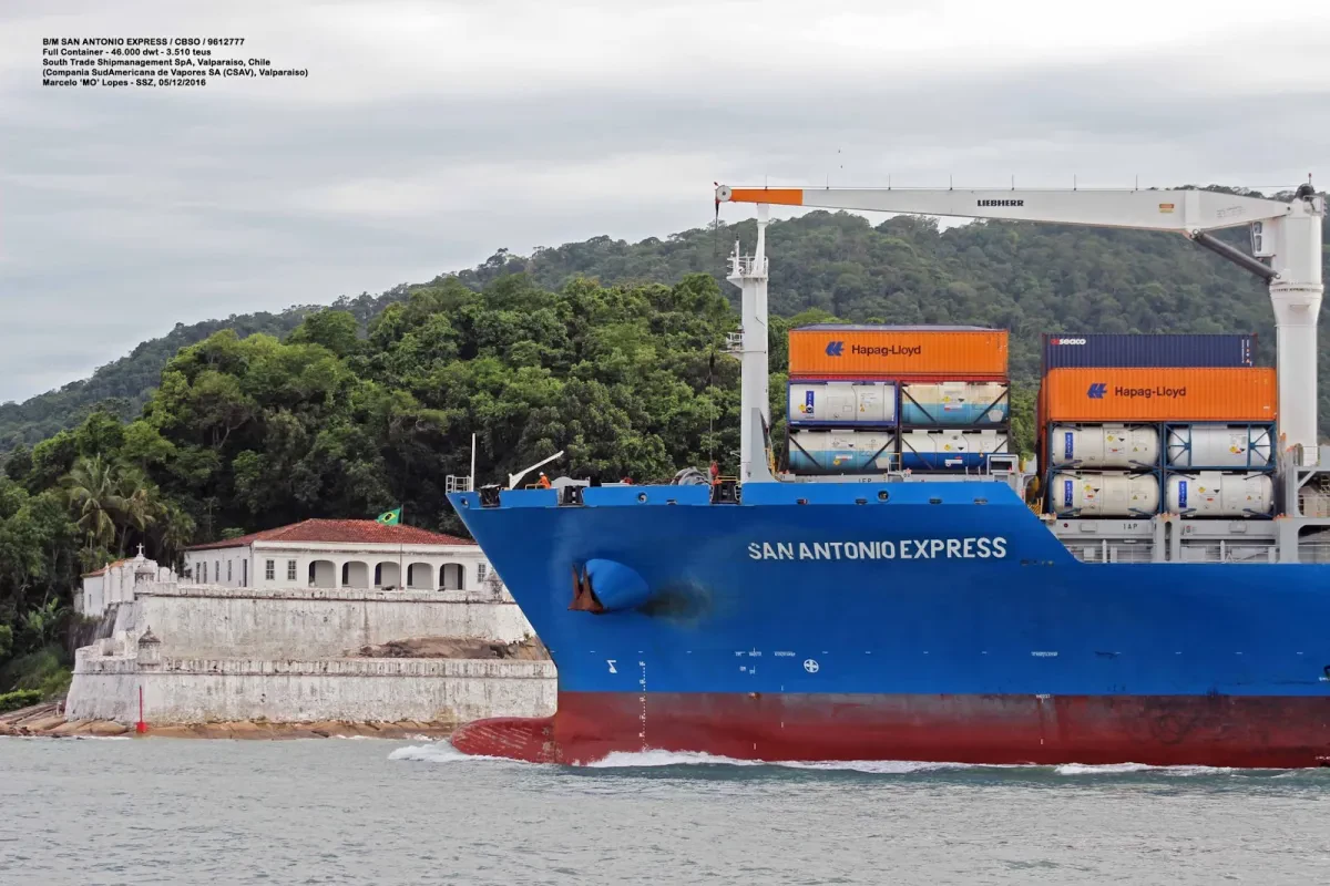 san-antonio-express-9612777-CBSO-46000dwt-3510teus-rio-ml-05-12-16-18-cópia