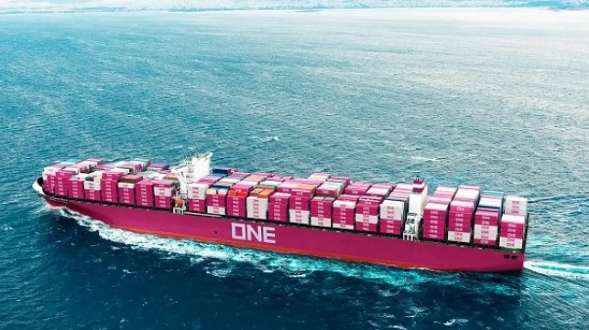 one-container-ship.e00a6d