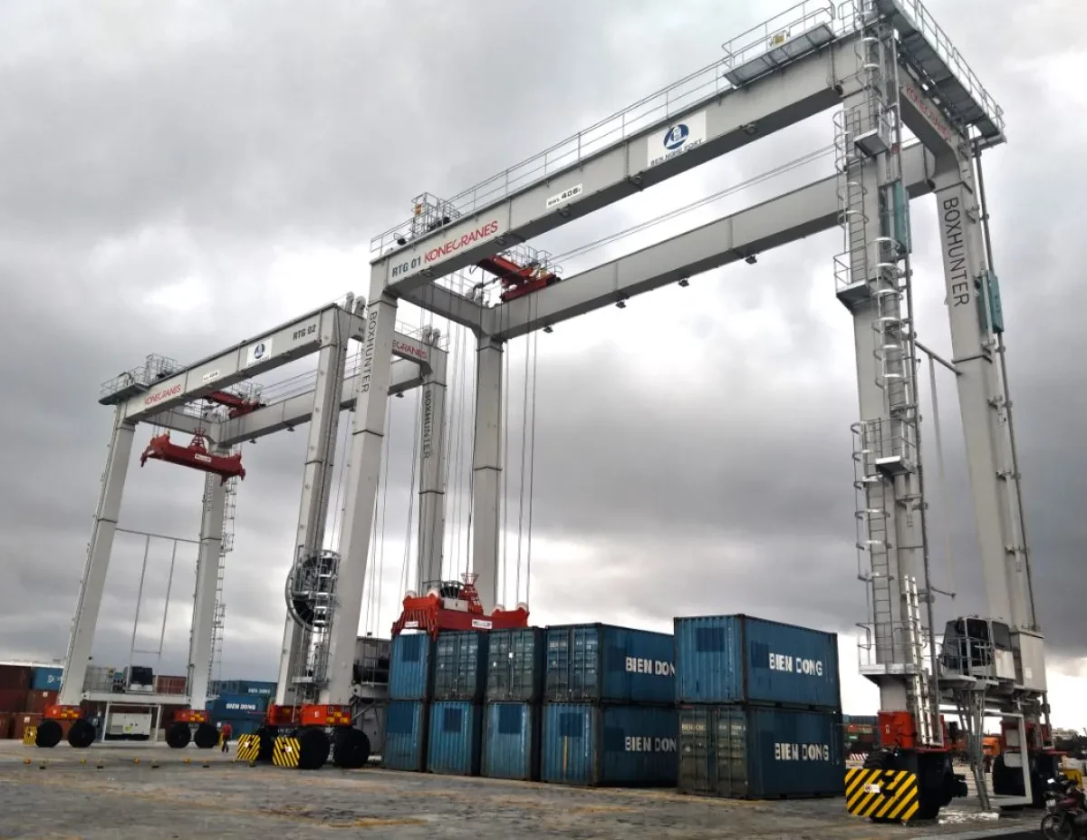 Ben Nghe Port orders two more BOXHUNTER RTGs