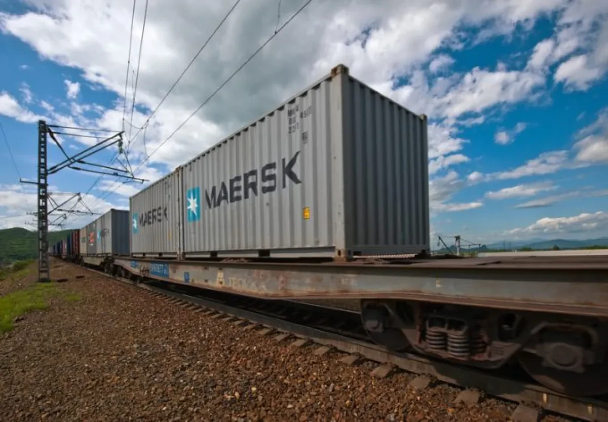 Maersk to double frequency of sea-rail AE19 service for capacity-hit shippers