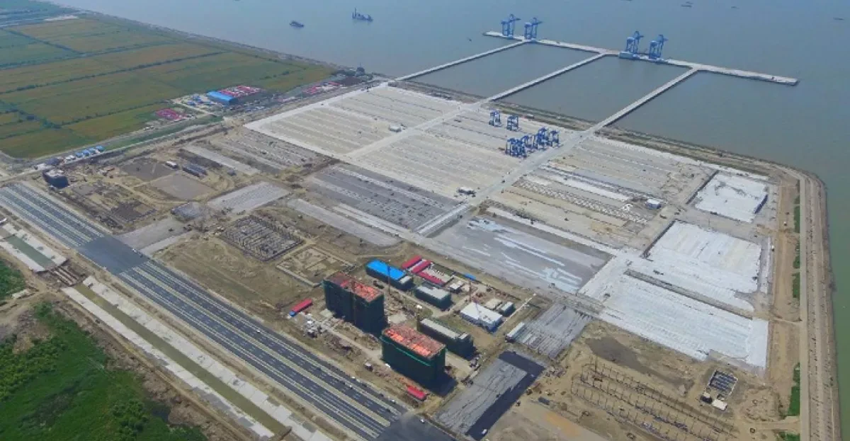 SIPG and Jiangsu to jointly develop Tongzhou Bay