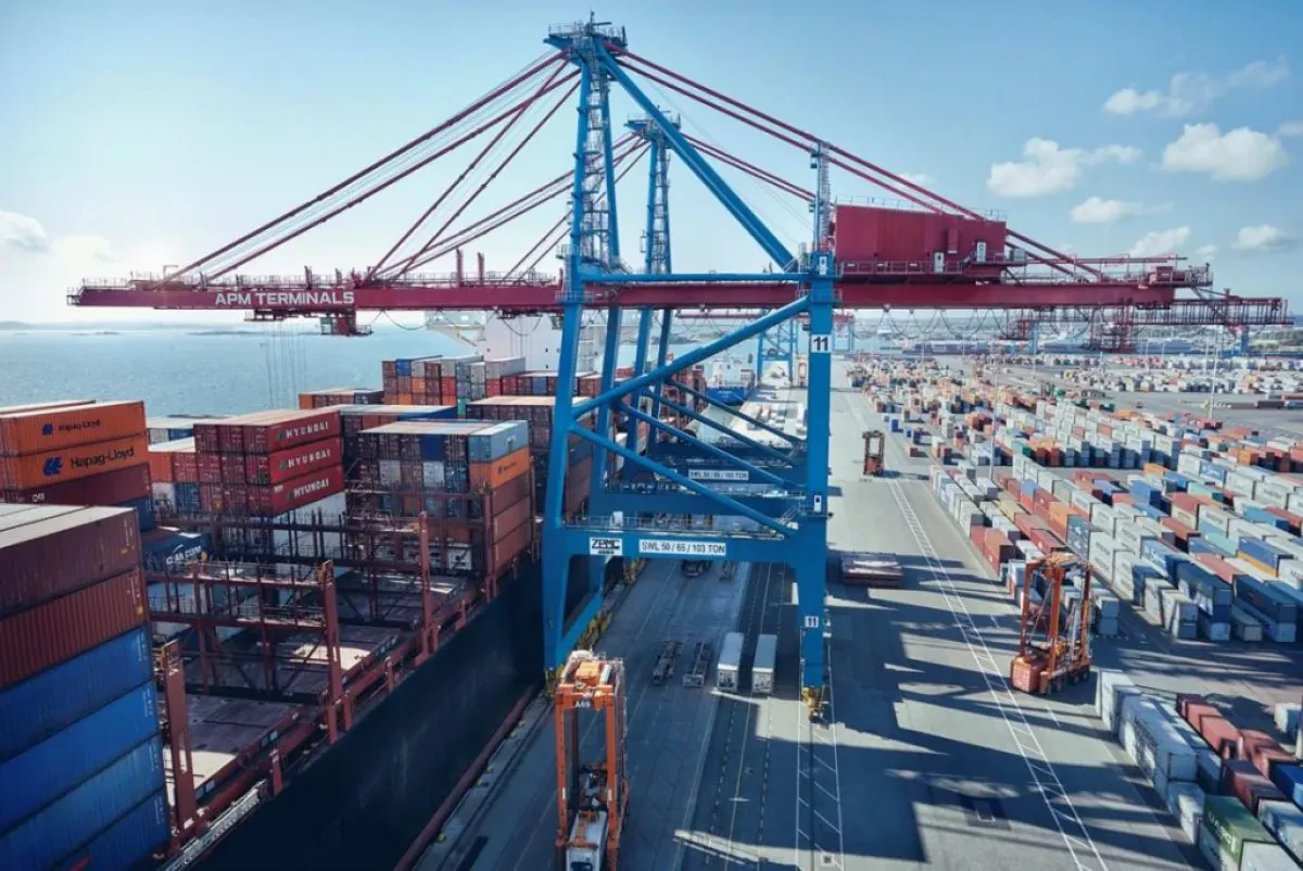 apm-terminals-to-invest-more-in-gothenburg-port-1024x684