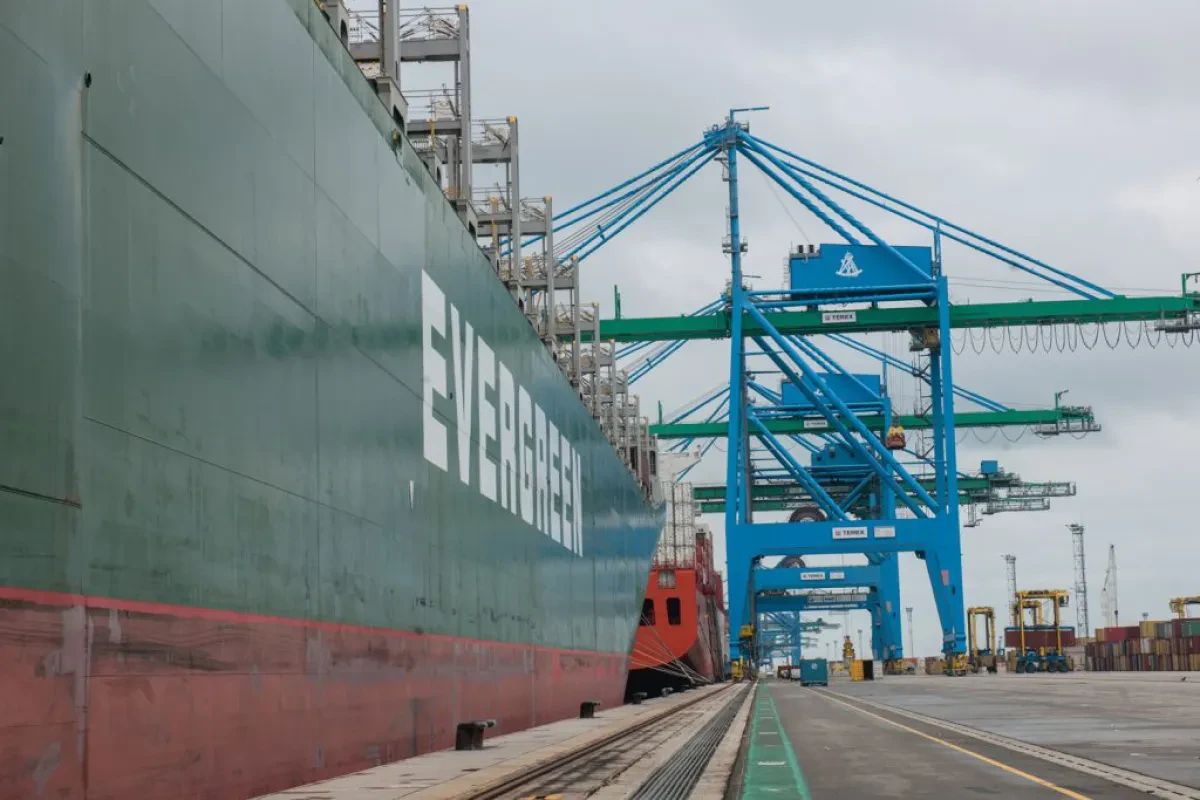 evergreen-line-cosco-join-forces-in-adriatic-israel-service-1024x683