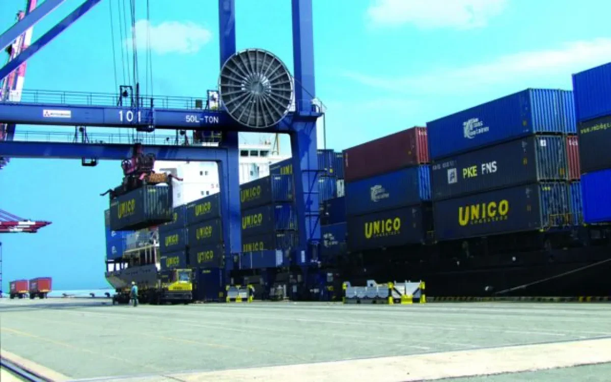 1920_container2-2-640x400