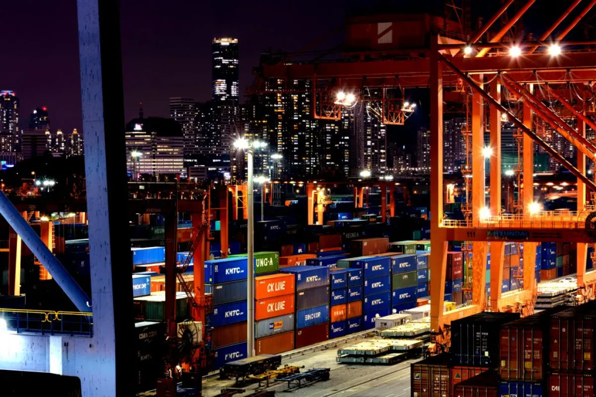 Busan-Port-night_Sh2-1024x683
