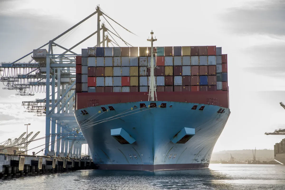Port-of-Los-Angeles-credit-POLA-2048x1365