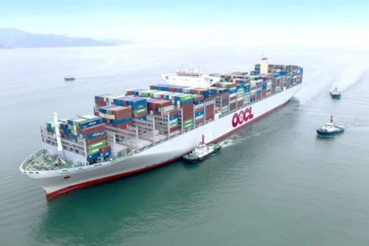 oocl-mega-ship-oycoxlyebigu71qpge8ynwa61lw6qwppejz7ufrh6o
