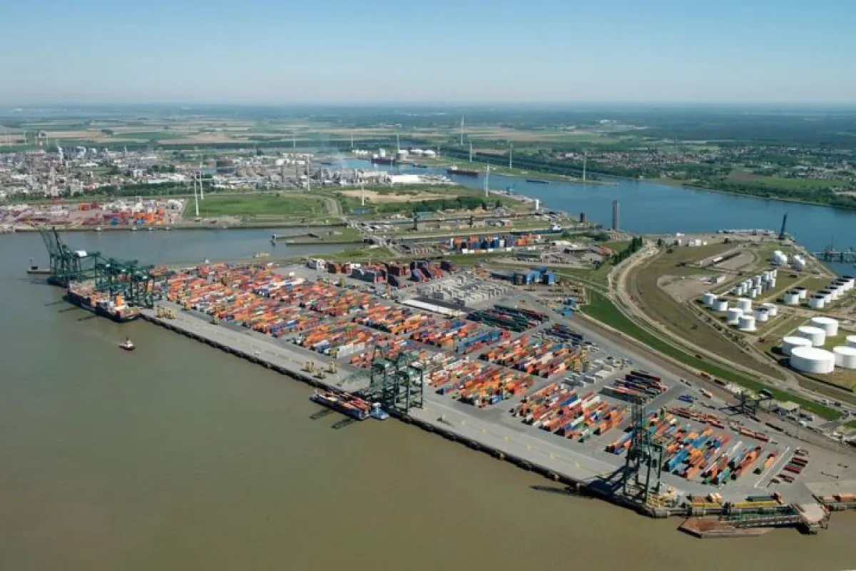 port-of-antwerp-europa-p4937bfui6gxdkxy20g5g1y6py98yzhrxb8z5ejydc