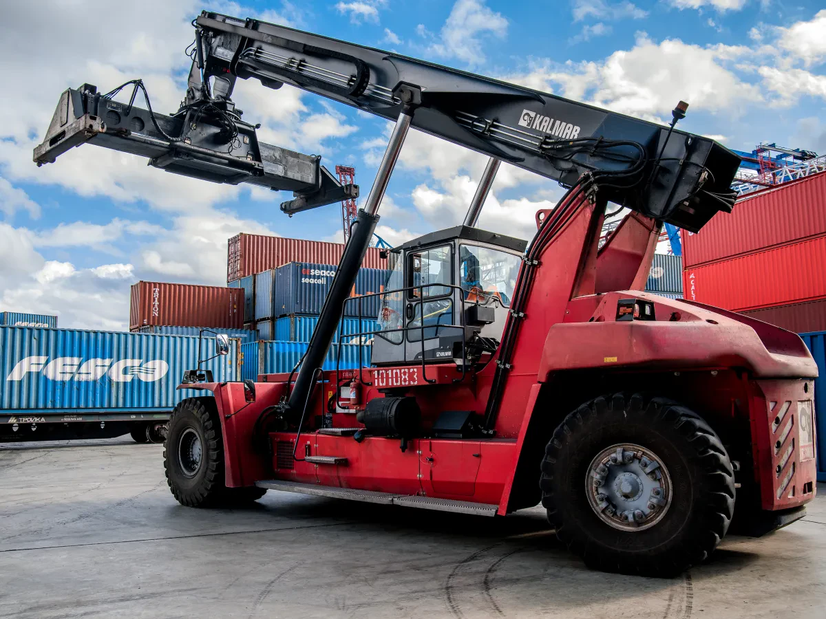 Container traffic at Commercial Port of Vladivostok (CPV) rose by 15% YoY