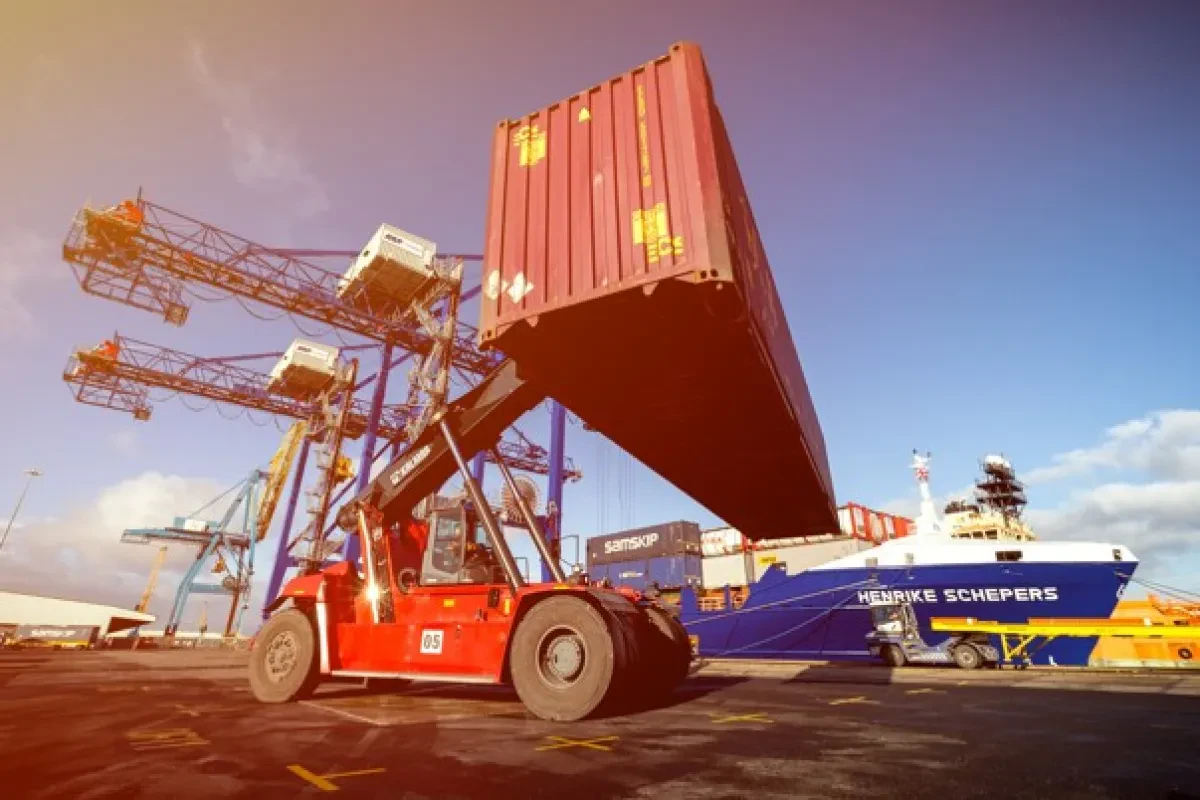 Expansion of Hull Container Terminal receives new boost