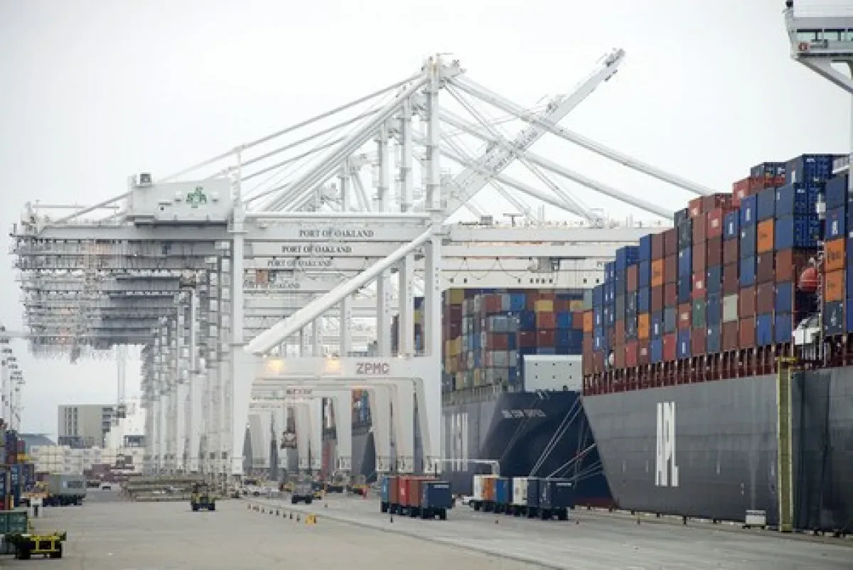 Port-of-Oakland-APL_sH