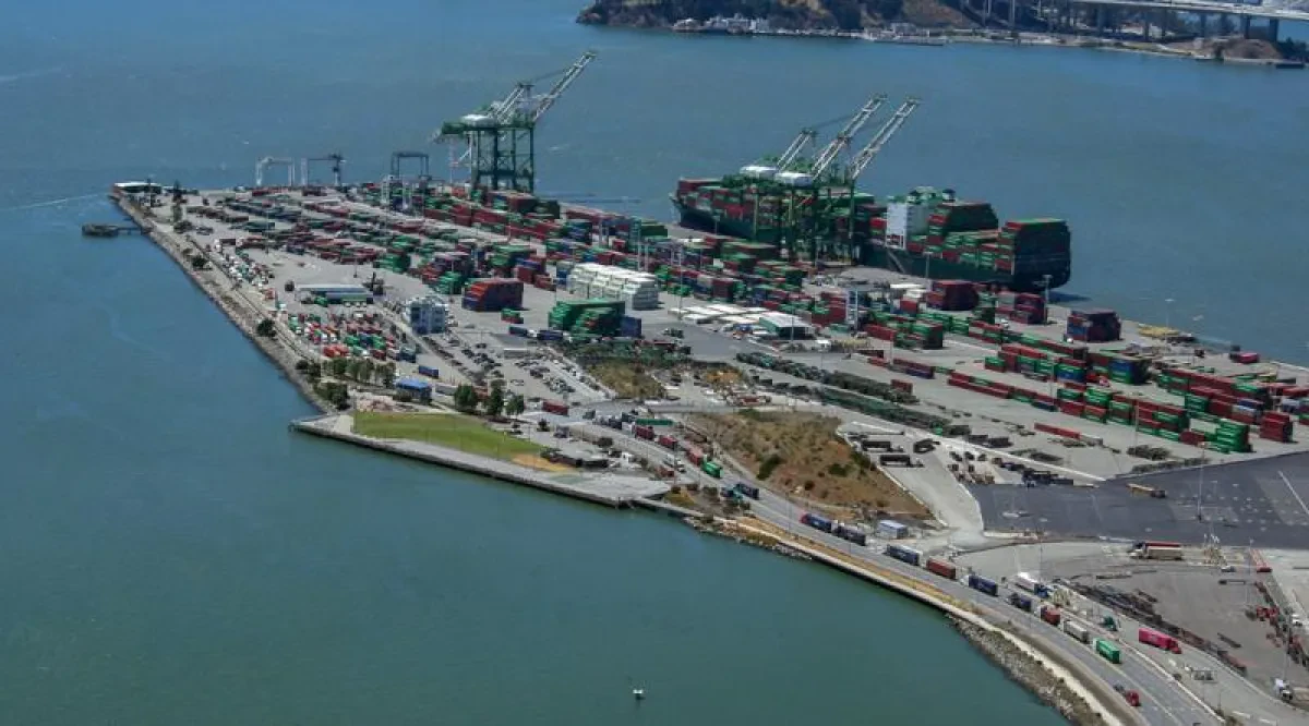 oakland-new-crane