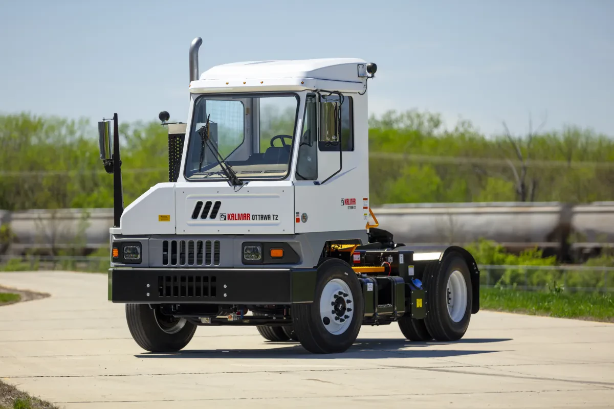 ottawa-t2-terminal-tractor-13-1