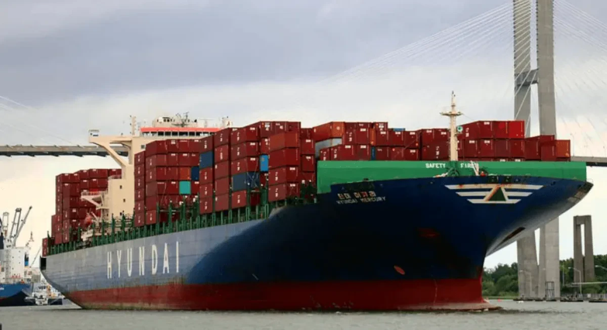hmm-container-ship-1024x556