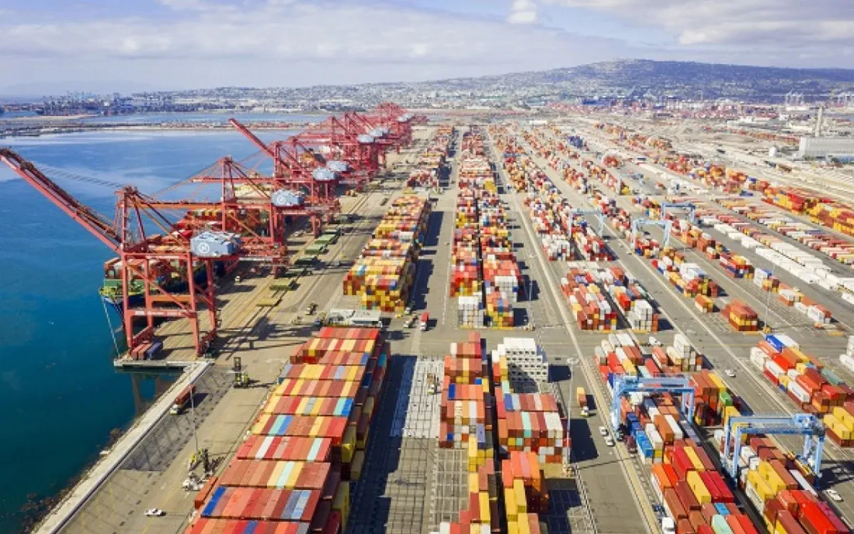 COSCO_Long_Beach_1280_800_84_s_c1