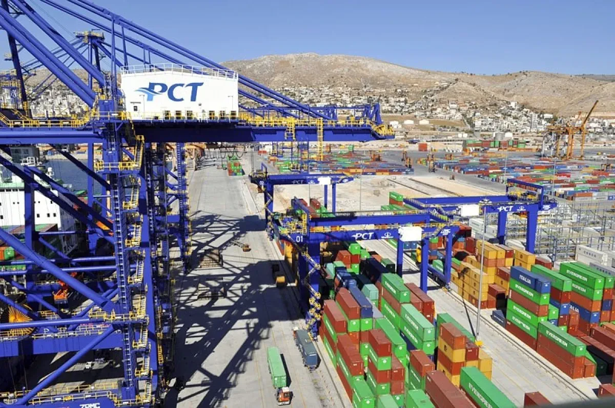 PCT-terminal-at-the-port-of-Piraeus