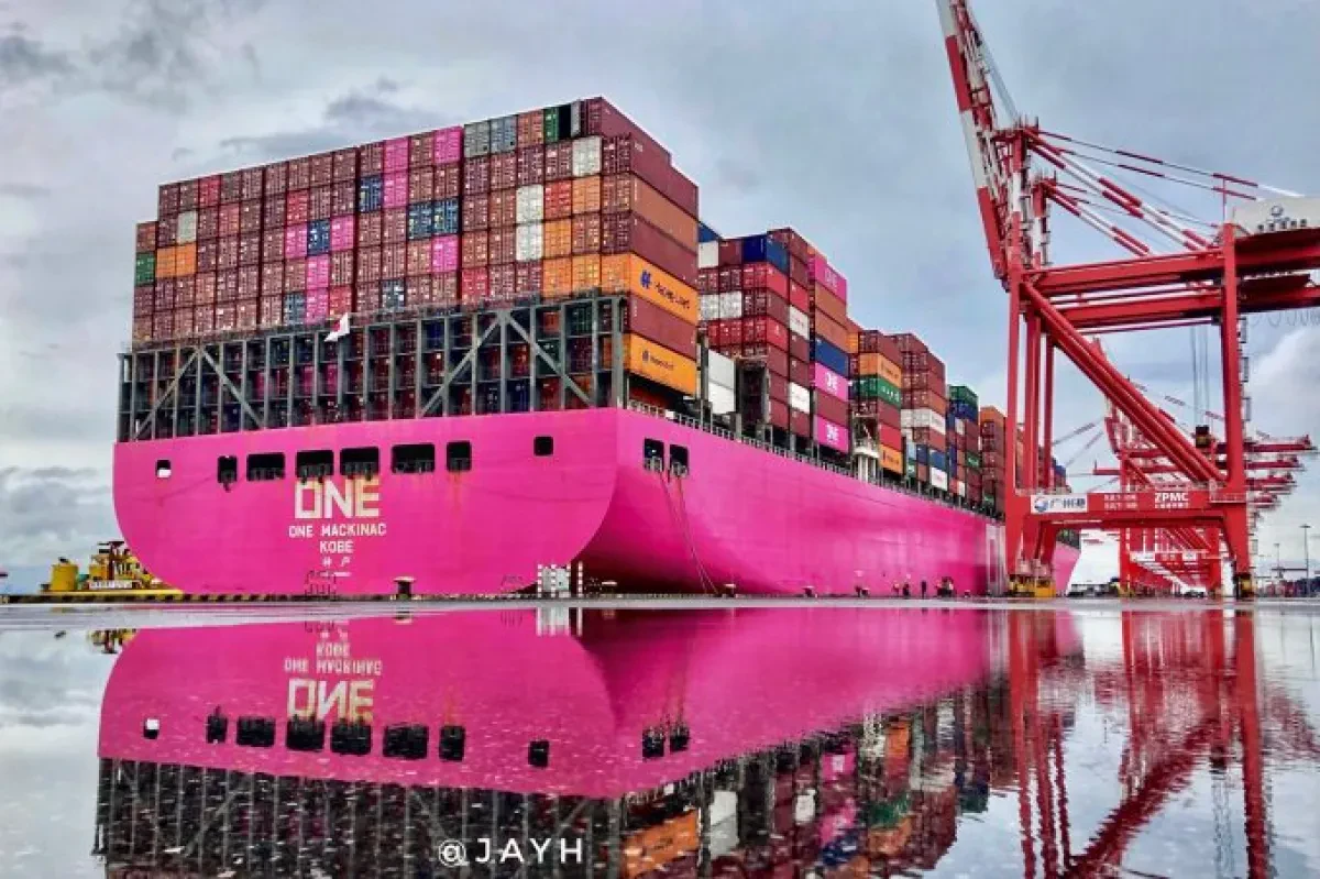 one-machinac-nansha-port-china-source-one-680x0-c-default
