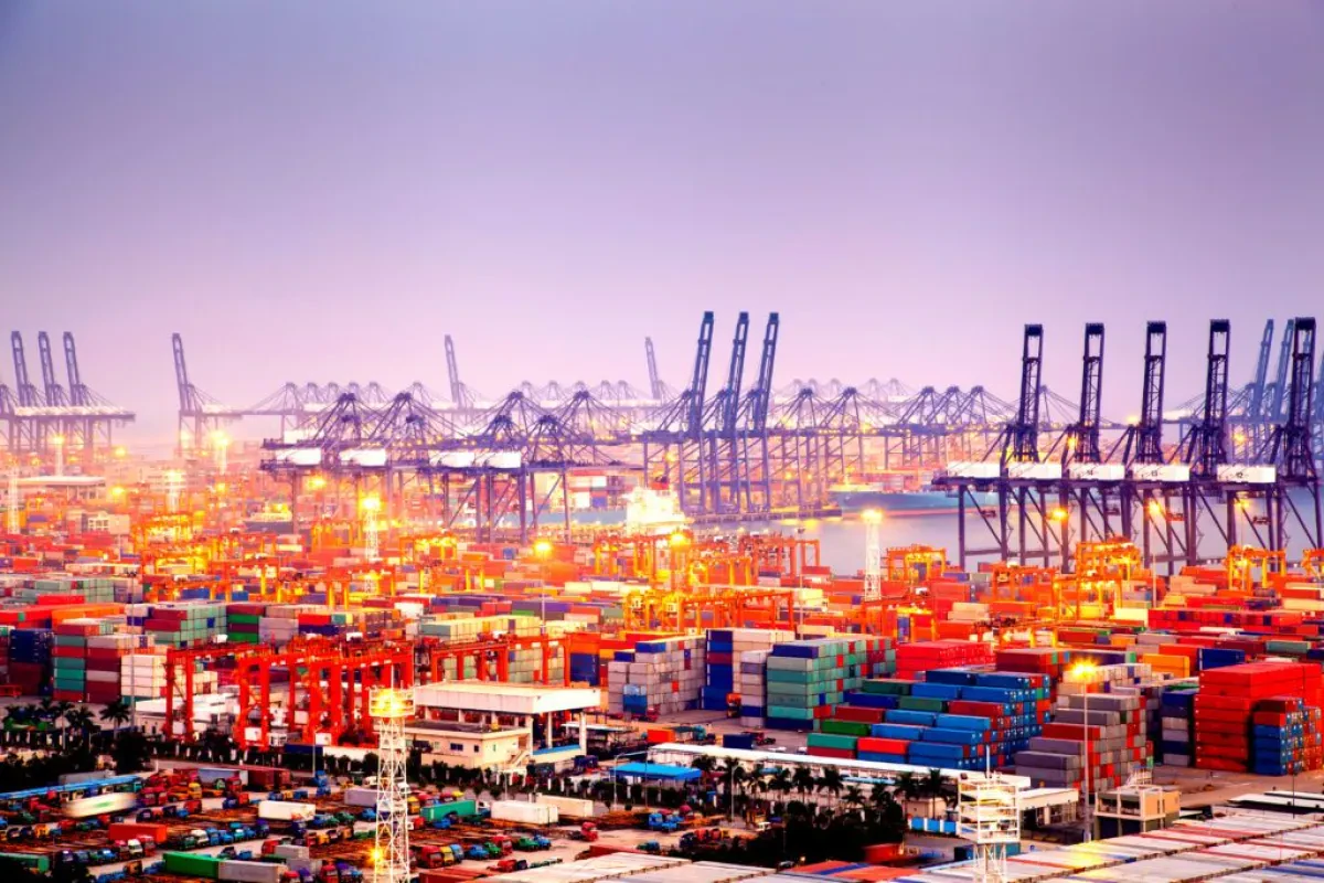 Shenzhen port’s container throughput rise by 11% in 2021