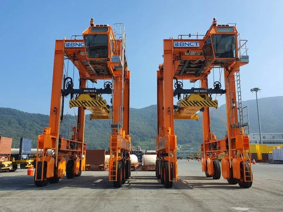 Busan New Container Terminal orders six sprinter carriers